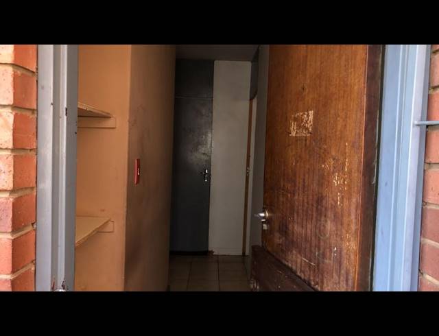 3 BEDROOM APARTMENT FOR SALE IN SUNNYSIDE